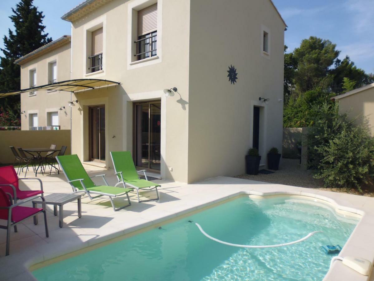 Le Cabanon De Laura Villa LʼIsle-sur-la-Sorgue Екстериор снимка